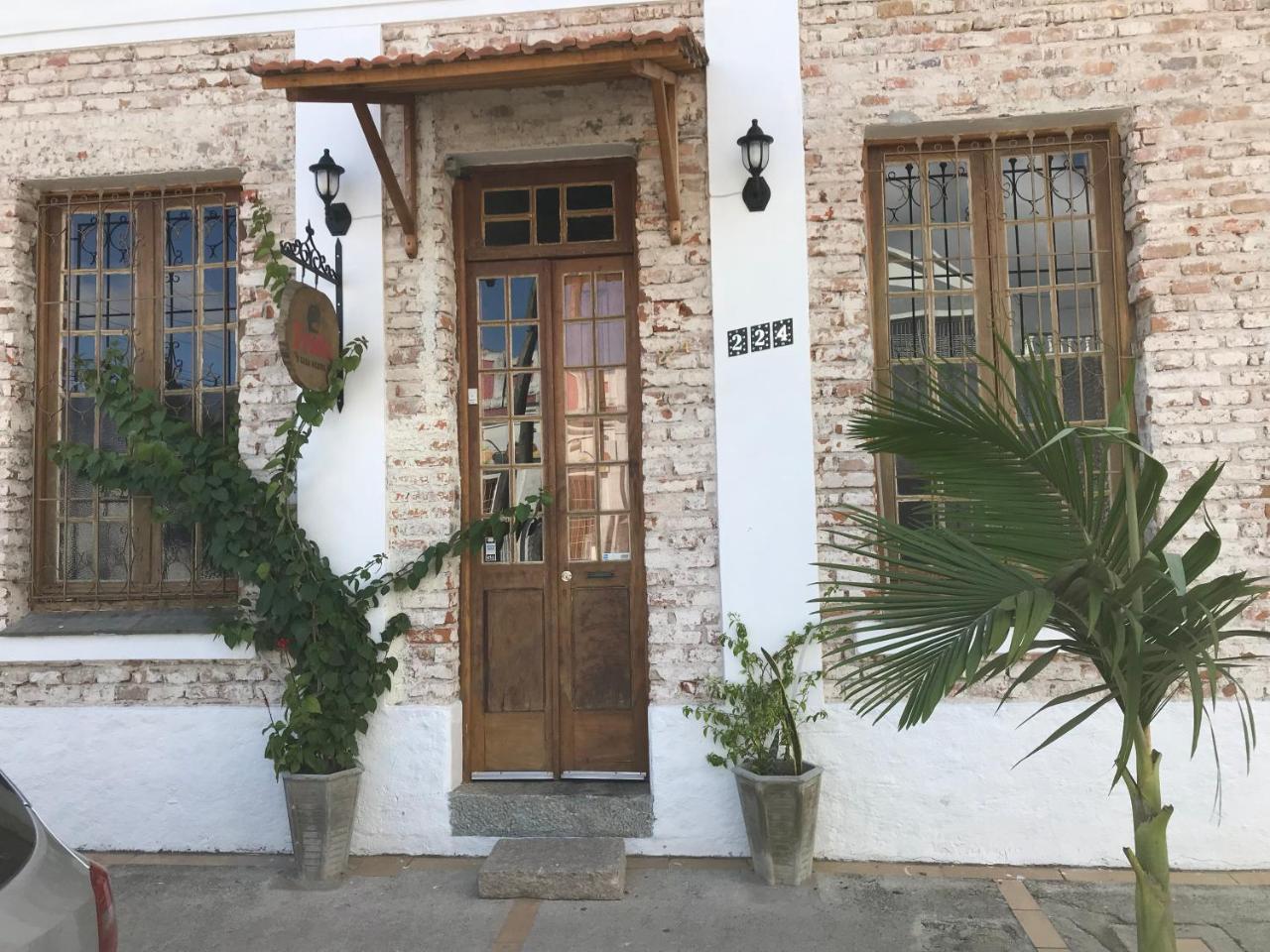 Frida Casa Hostel Pelotas Zewnętrze zdjęcie